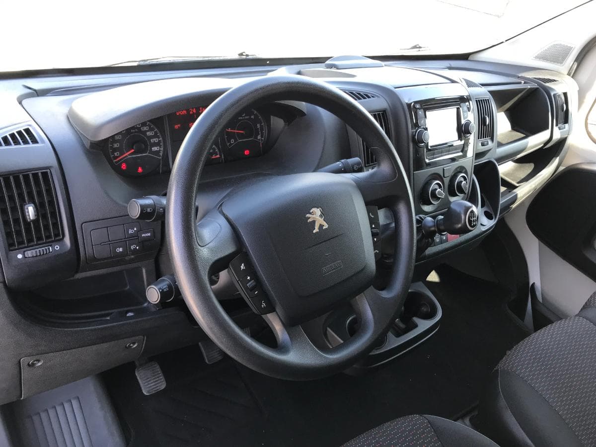 Peugeot Boxer 2.0 BlueHDI · Ano 2018 — imagem 26