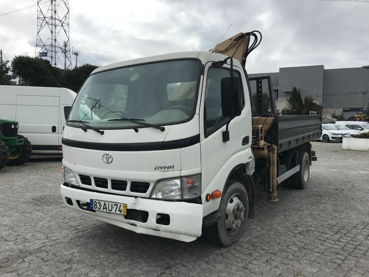 Toyota Dyna Com Grua Acmat 6000 L2S · Ano 2005     83-AU-74 — imagem 3