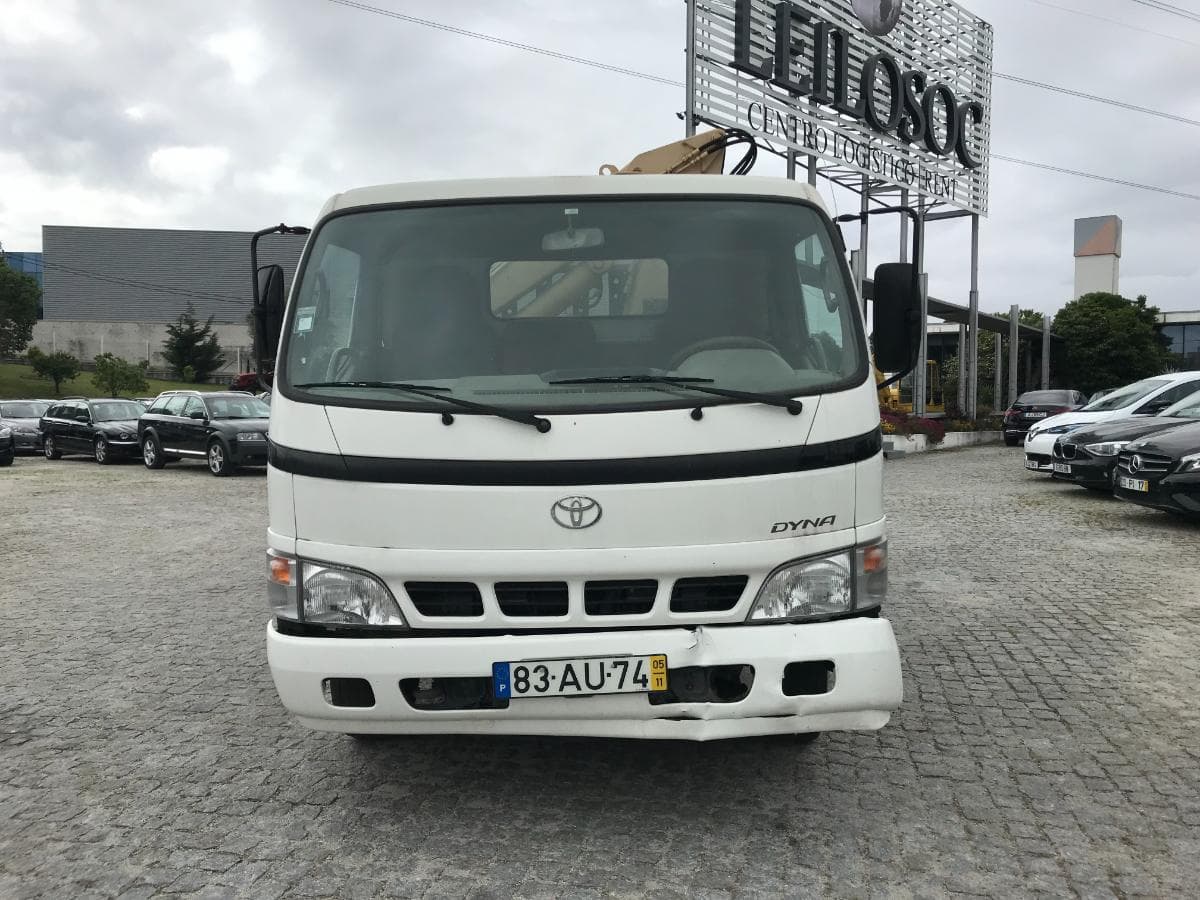 Toyota Dyna Com Grua Acmat 6000 L2S · Ano 2005     83-AU-74 — imagem 2