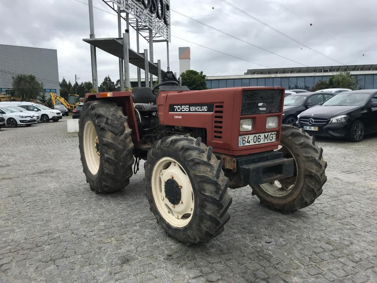 Trator Agrícola New Holland · Ano 1998 — imagen 1