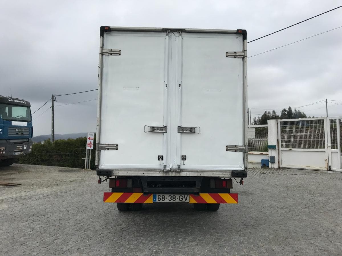 Isuzu NPR 65 Frigorifica · Ano 1996 — imagen 5
