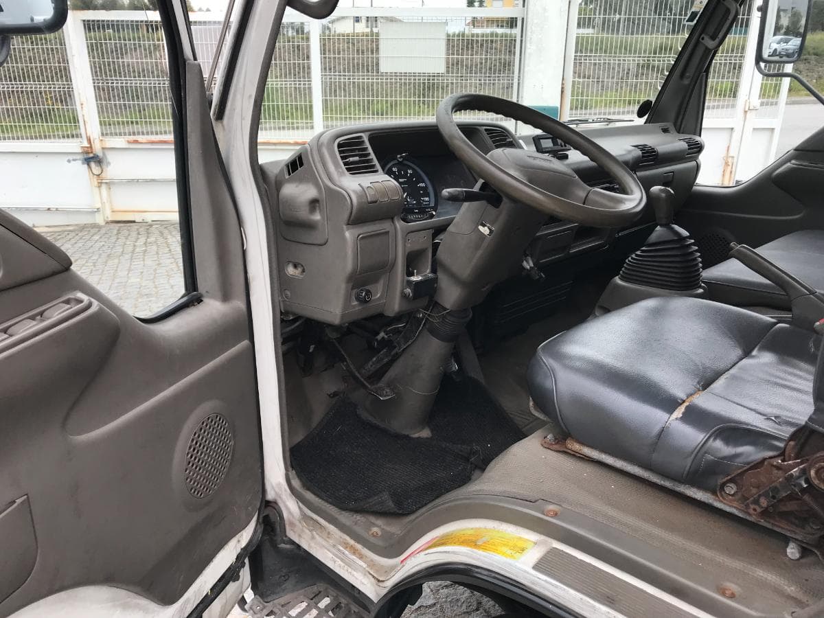 Isuzu NPR 65 Frigorifica · Ano 1996 — imagen 14