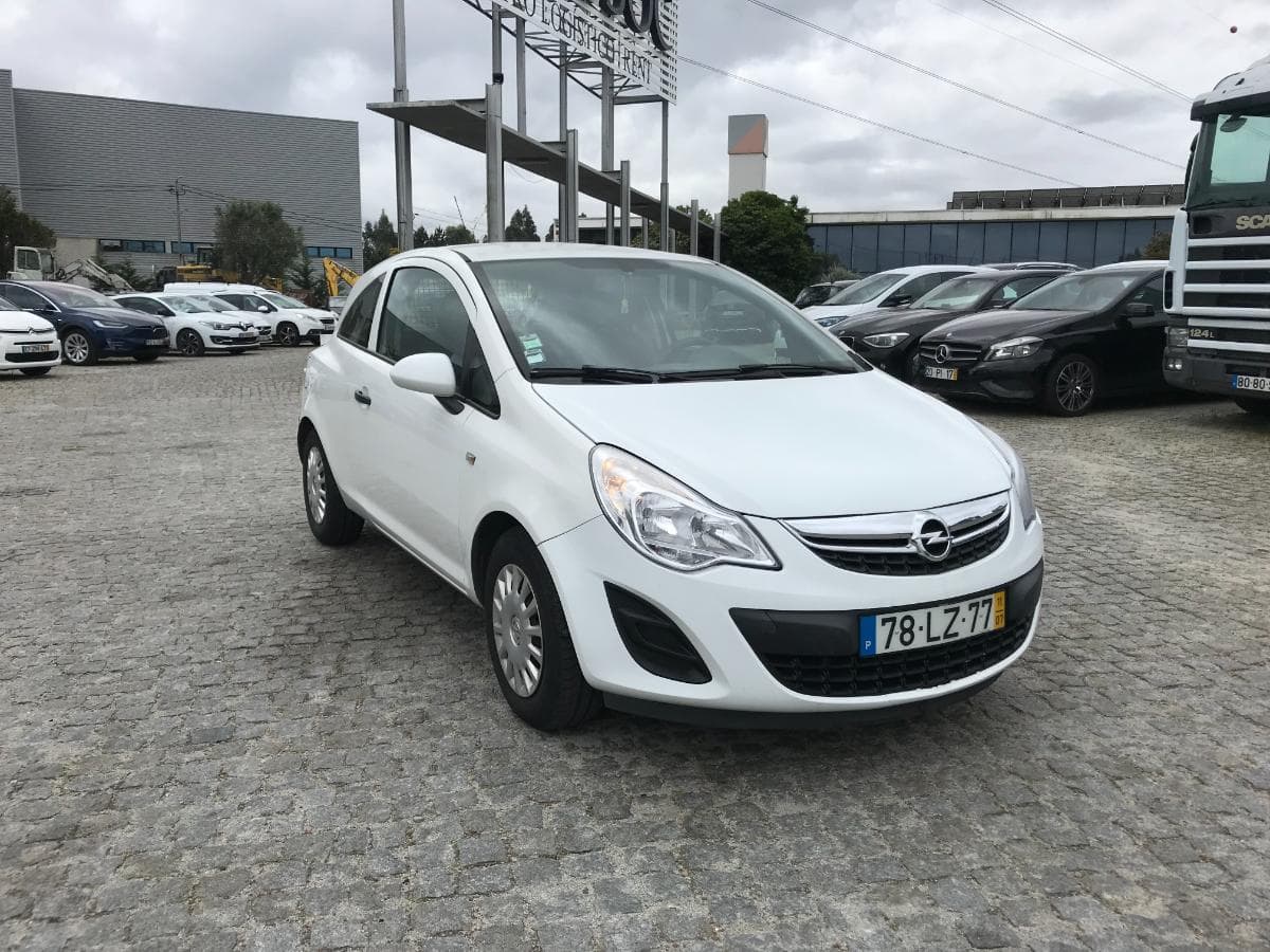 Opel Corsa 1.3 CDTI · Ano 2011 — imagen 1