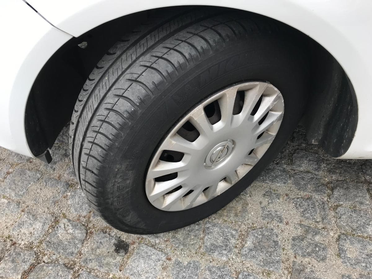 Opel Corsa 1.3 CDTI · Ano 2011 — imagen 12