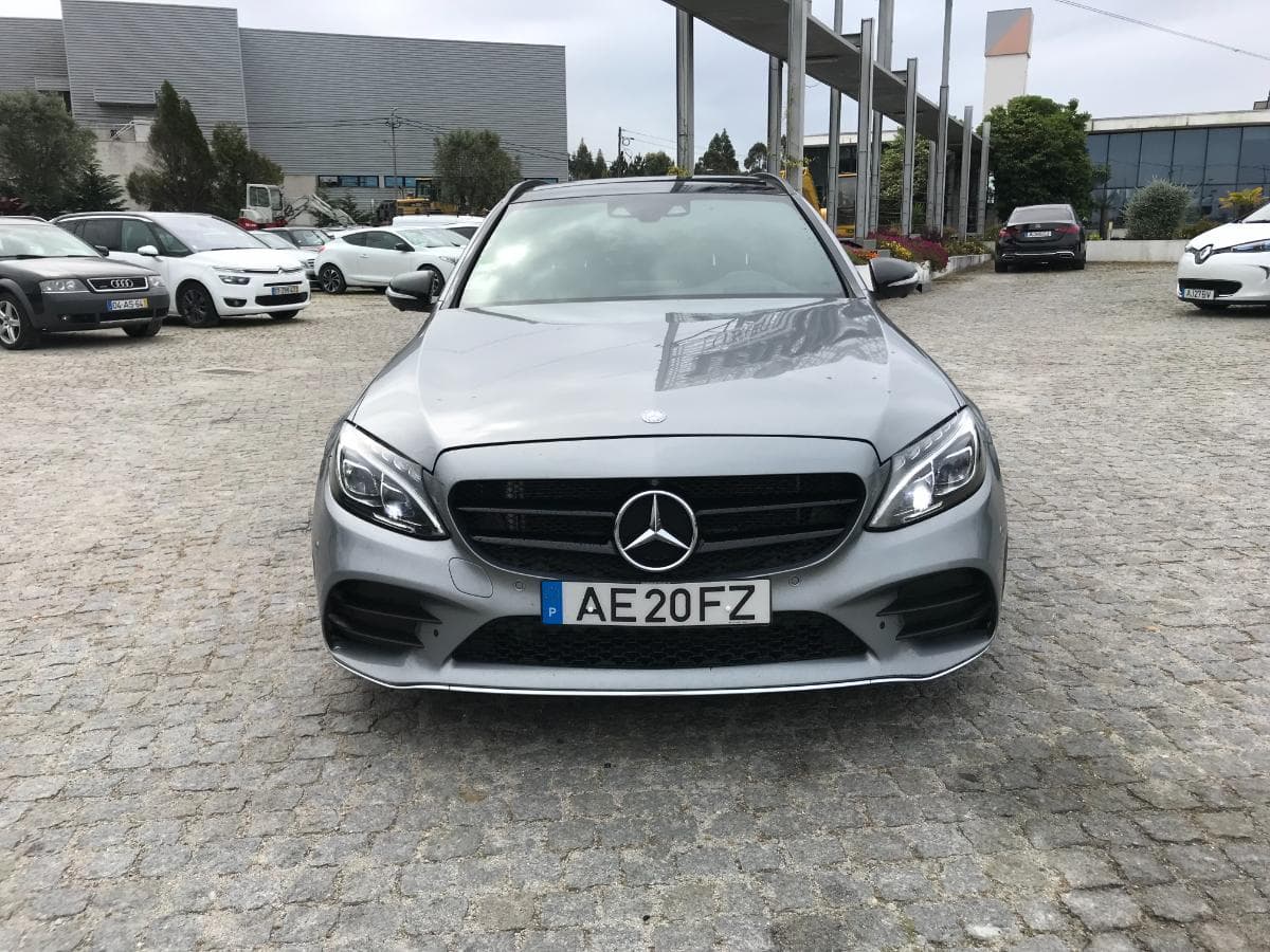 Mercedes-Benz C300 Bluetec Hybrid · Ano 2015 — imagem 2
