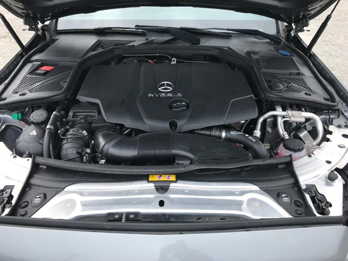 Mercedes-Benz C300 Bluetec Hybrid · Ano 2015 — imagem 3
