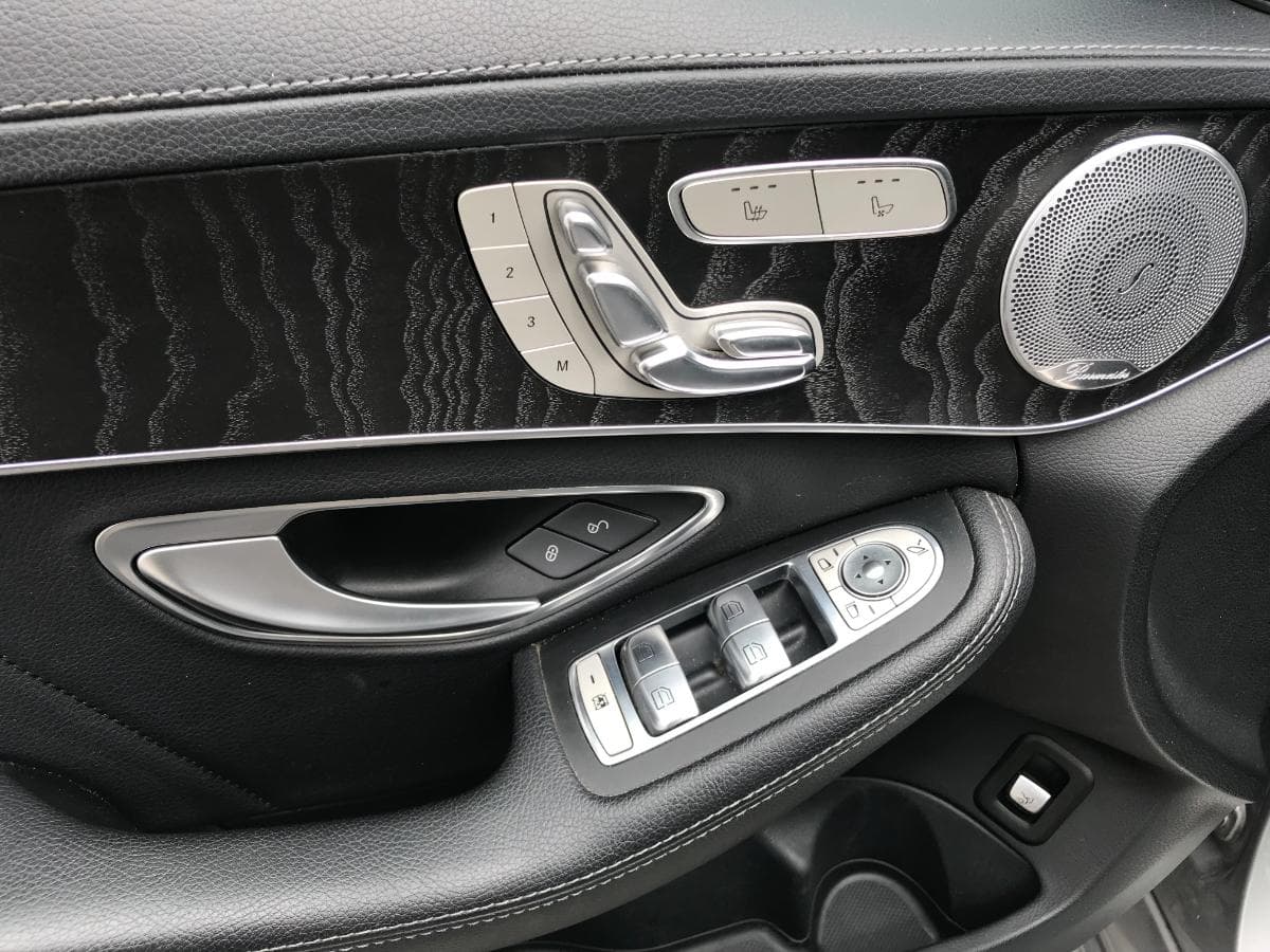 Mercedes-Benz C300 Bluetec Hybrid · Ano 2015 — imagem 35