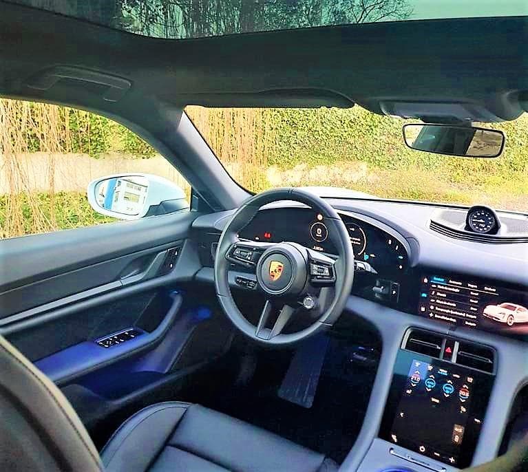 Porsche Taycan — imagem 9