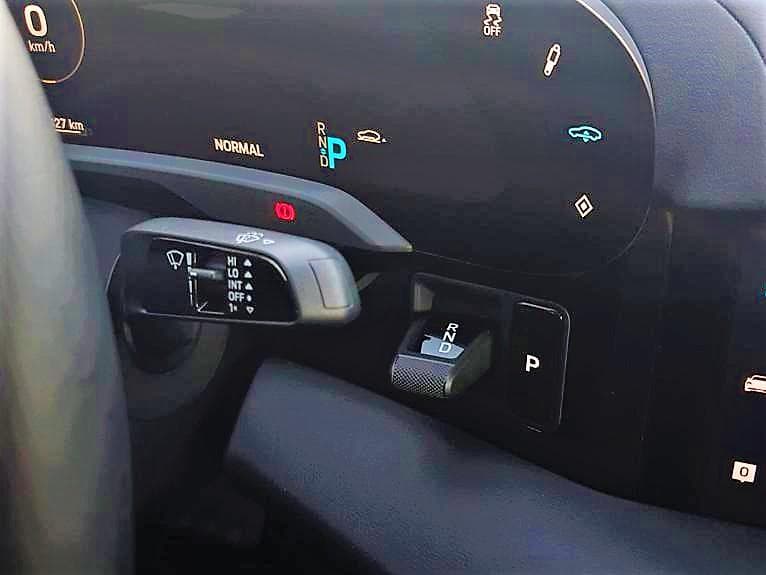 Porsche Taycan — imagem 17