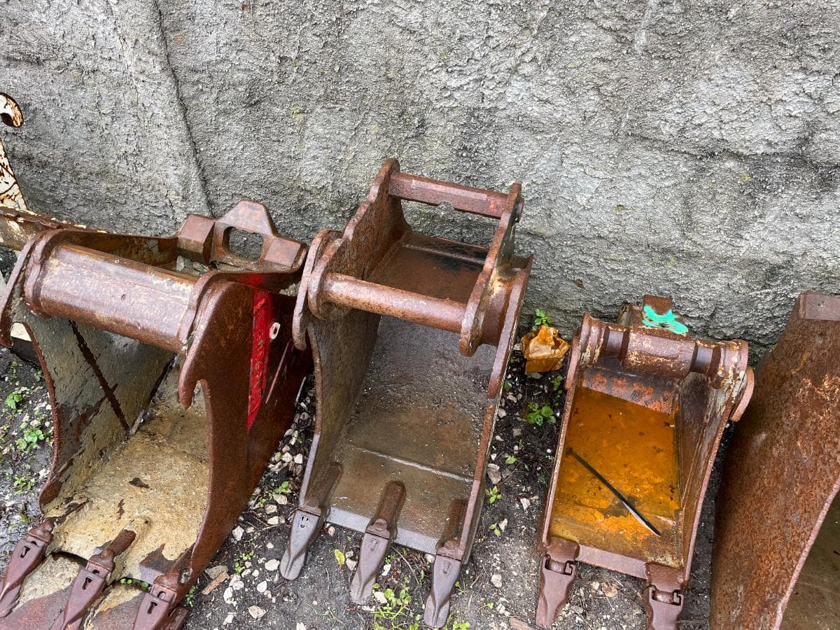 Balde Mini Giratória — imagen 1