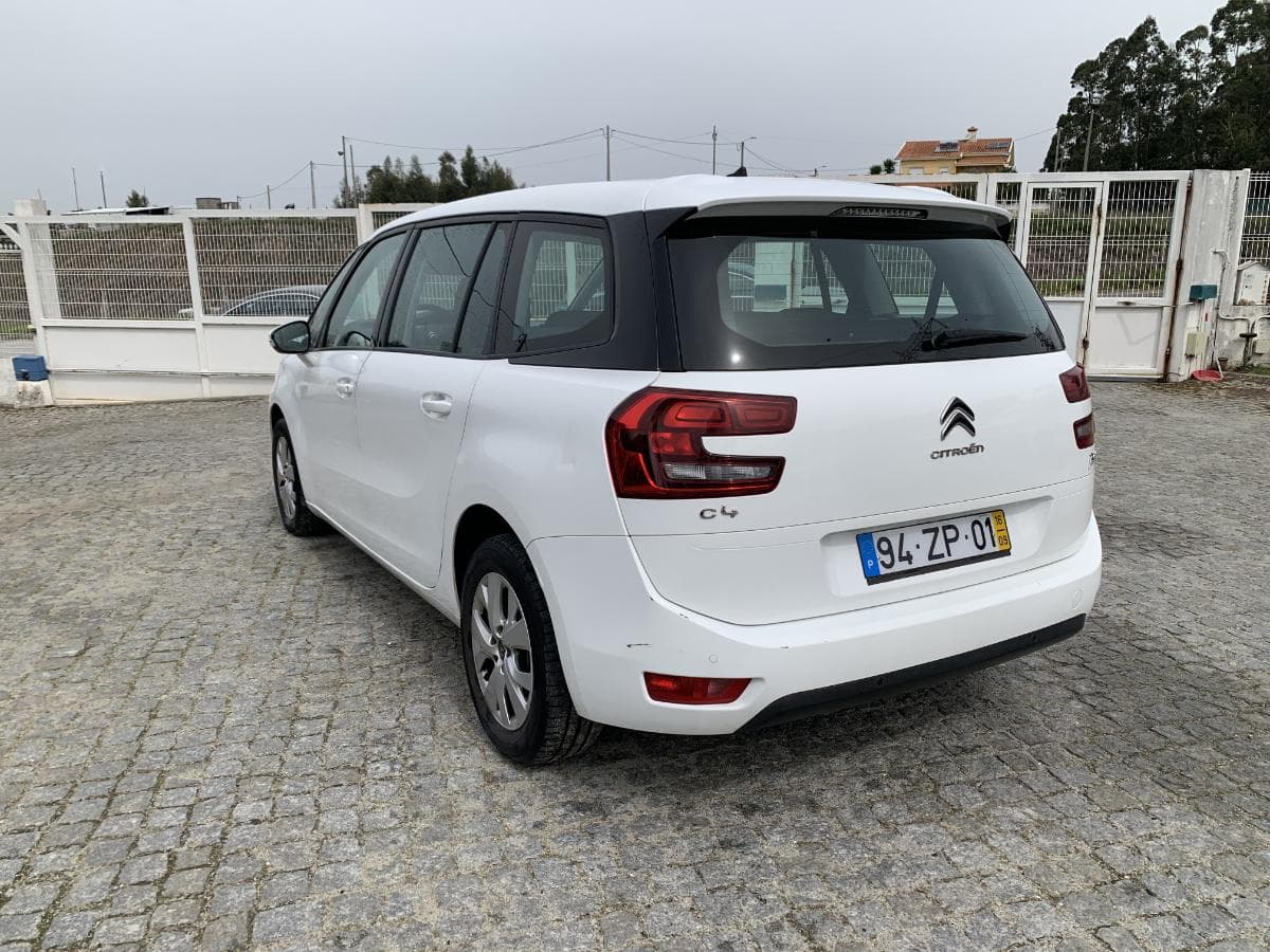 Citroën C4 Grand Picasso 1.6 BlueHDI · Ano 2016 — imagen 5
