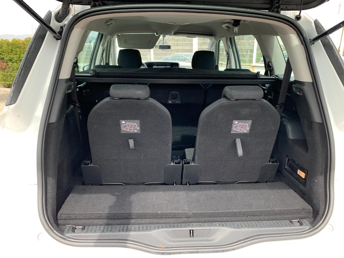 Citroën C4 Grand Picasso 1.6 BlueHDI · Ano 2016 — imagen 8