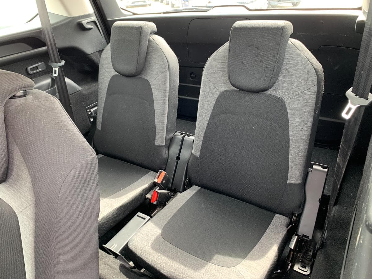 Citroën C4 Grand Picasso 1.6 BlueHDI · Ano 2016 — imagen 21
