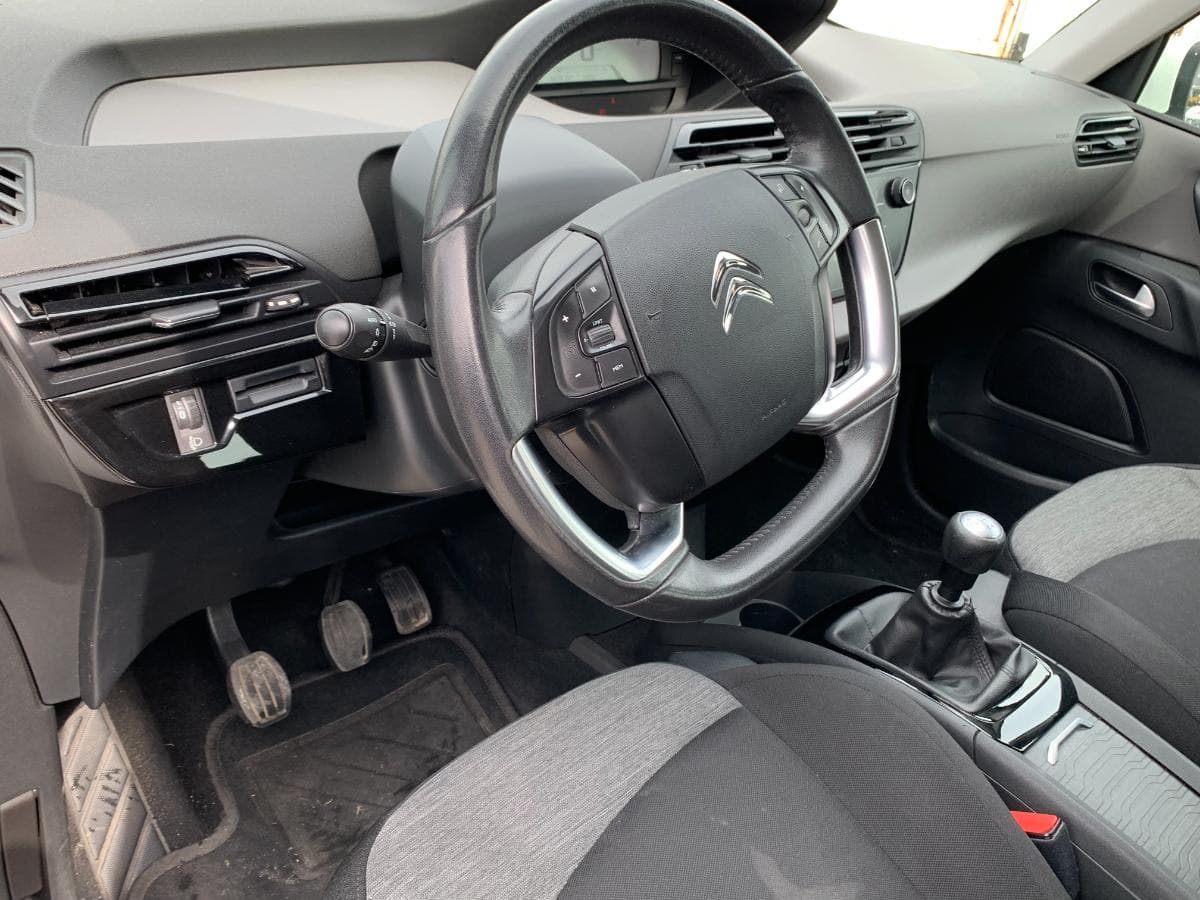 Citroën C4 Grand Picasso 1.6 BlueHDI · Ano 2016 — imagen 22