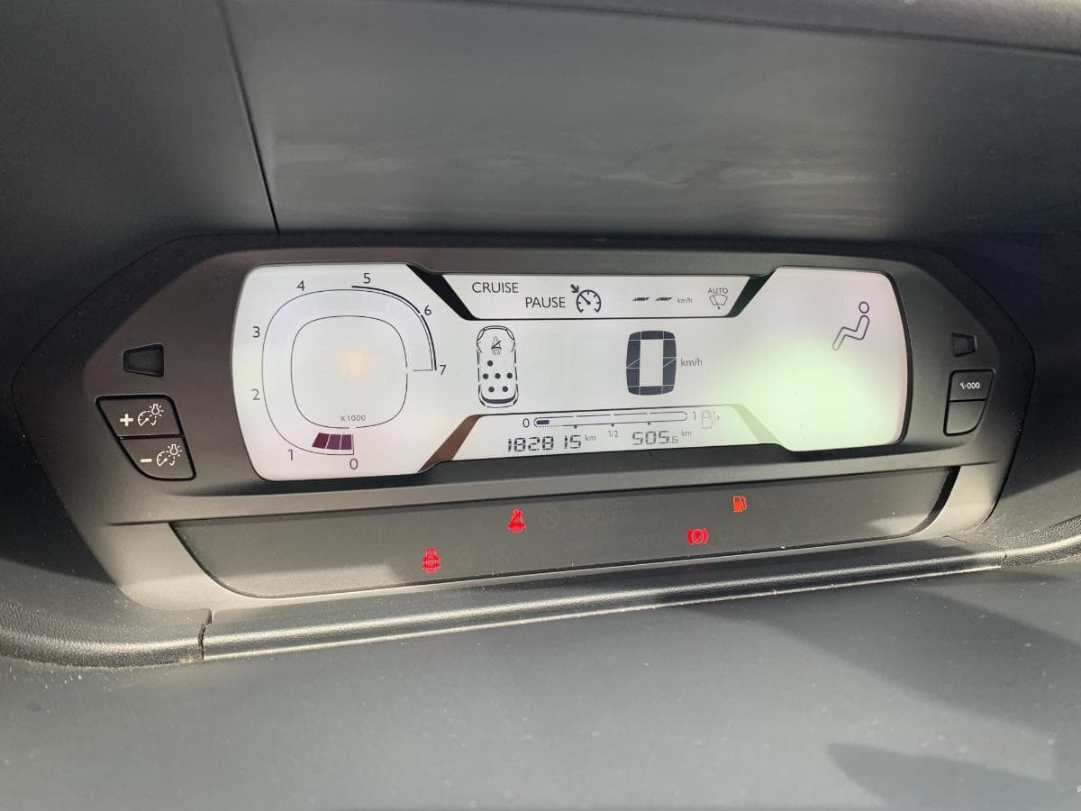 Citroën C4 Grand Picasso 1.6 BlueHDI · Ano 2016 — imagen 27