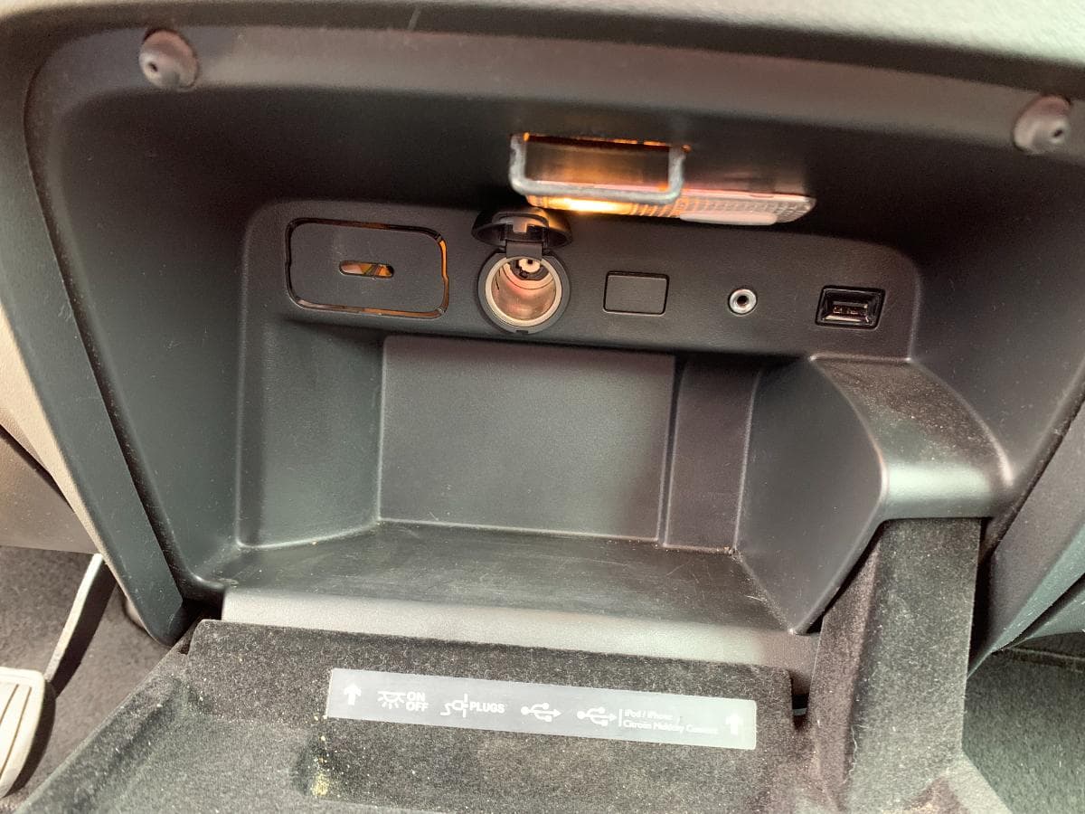 Citroën C4 Grand Picasso 1.6 BlueHDI · Ano 2016 — imagen 31