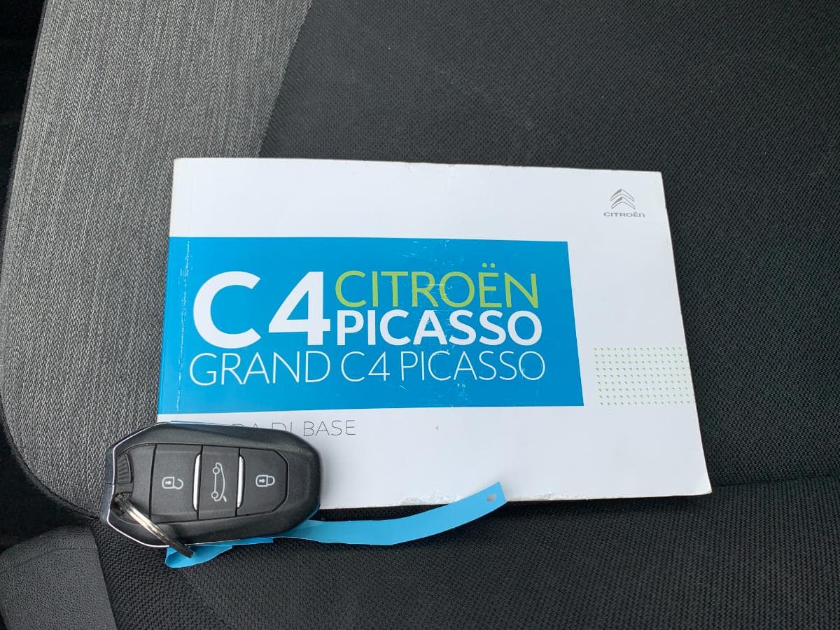 Citroën C4 Grand Picasso 1.6 BlueHDI · Ano 2016 — imagen 35
