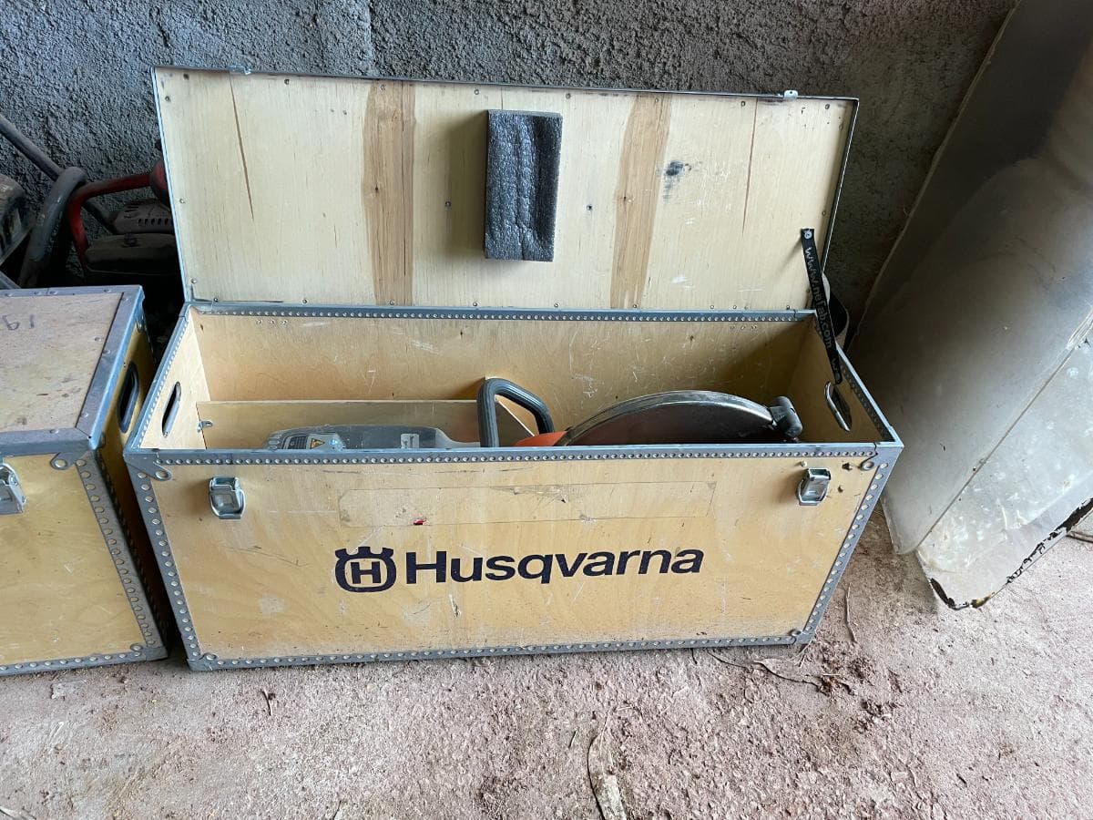 Máquina Cortar Alcatrão e Betão