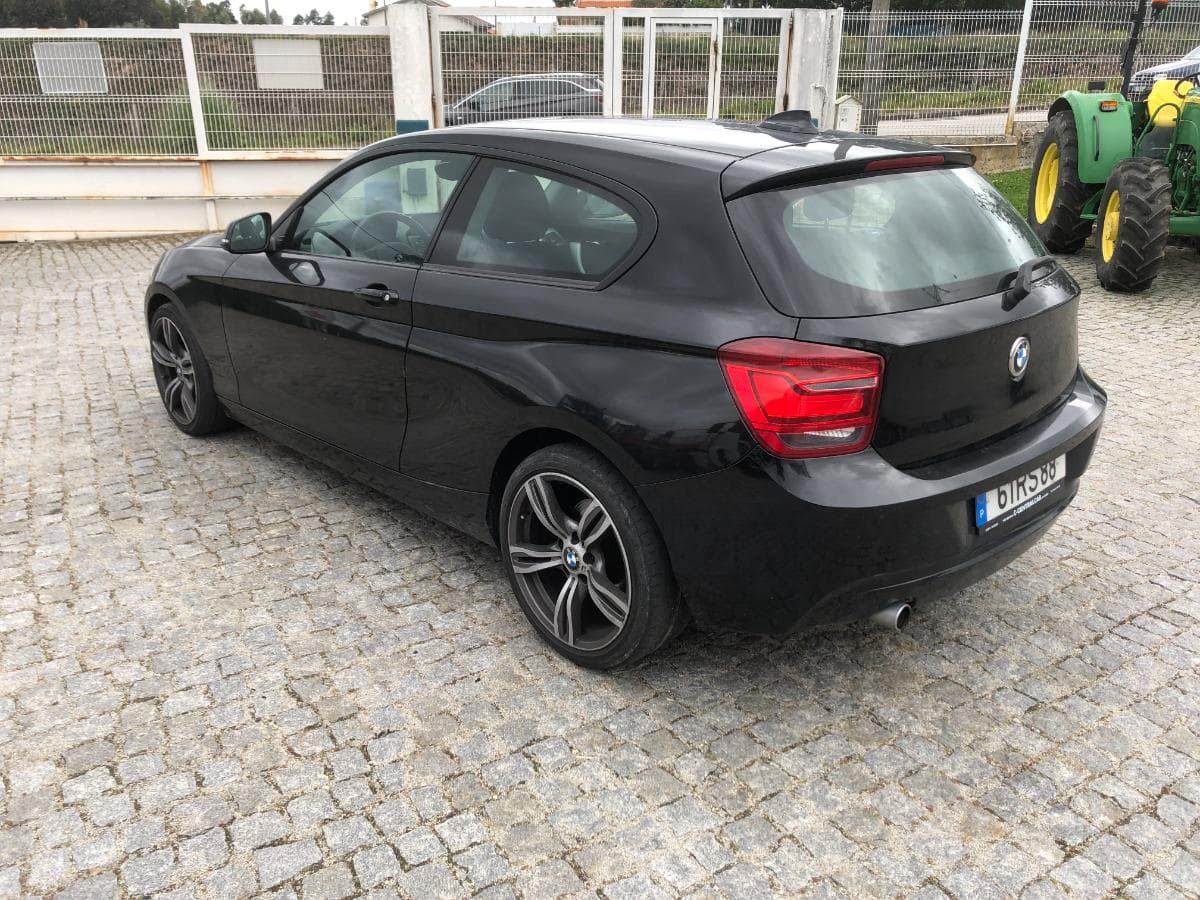 BMW 116D Coupé · Ano 2013 — imagen 4