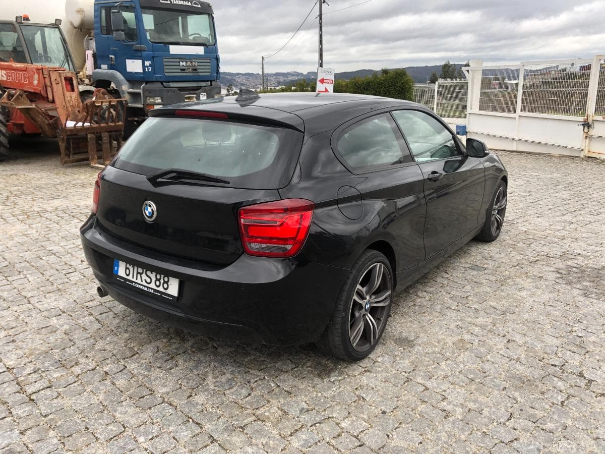 BMW 116D Coupé · Ano 2013 — imagen 6