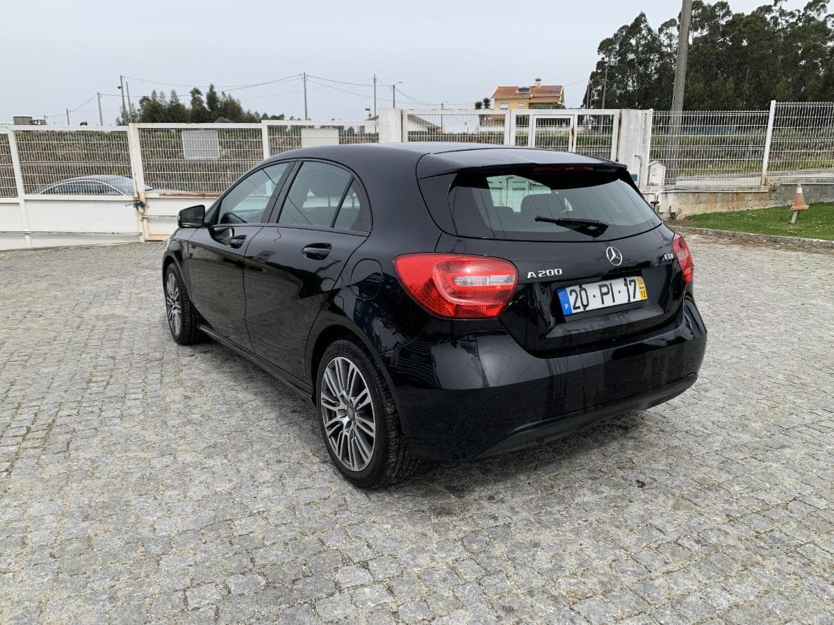 Mercedes-Benz A200 CDI · Ano 2014 — imagem 10