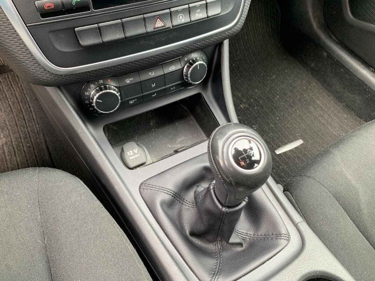 Mercedes-Benz A200 CDI · Ano 2014 — imagem 25