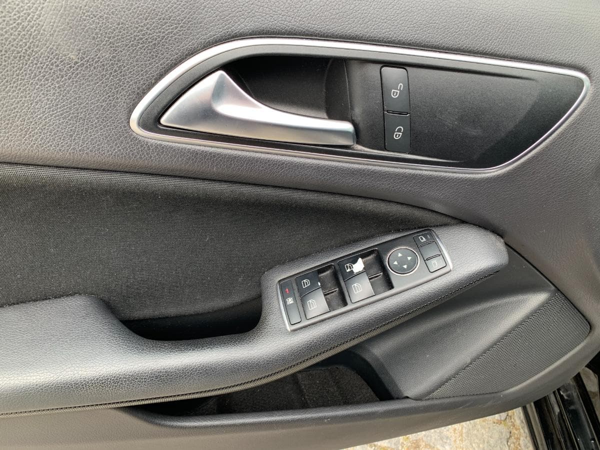 Mercedes-Benz A200 CDI · Ano 2014 — imagem 28