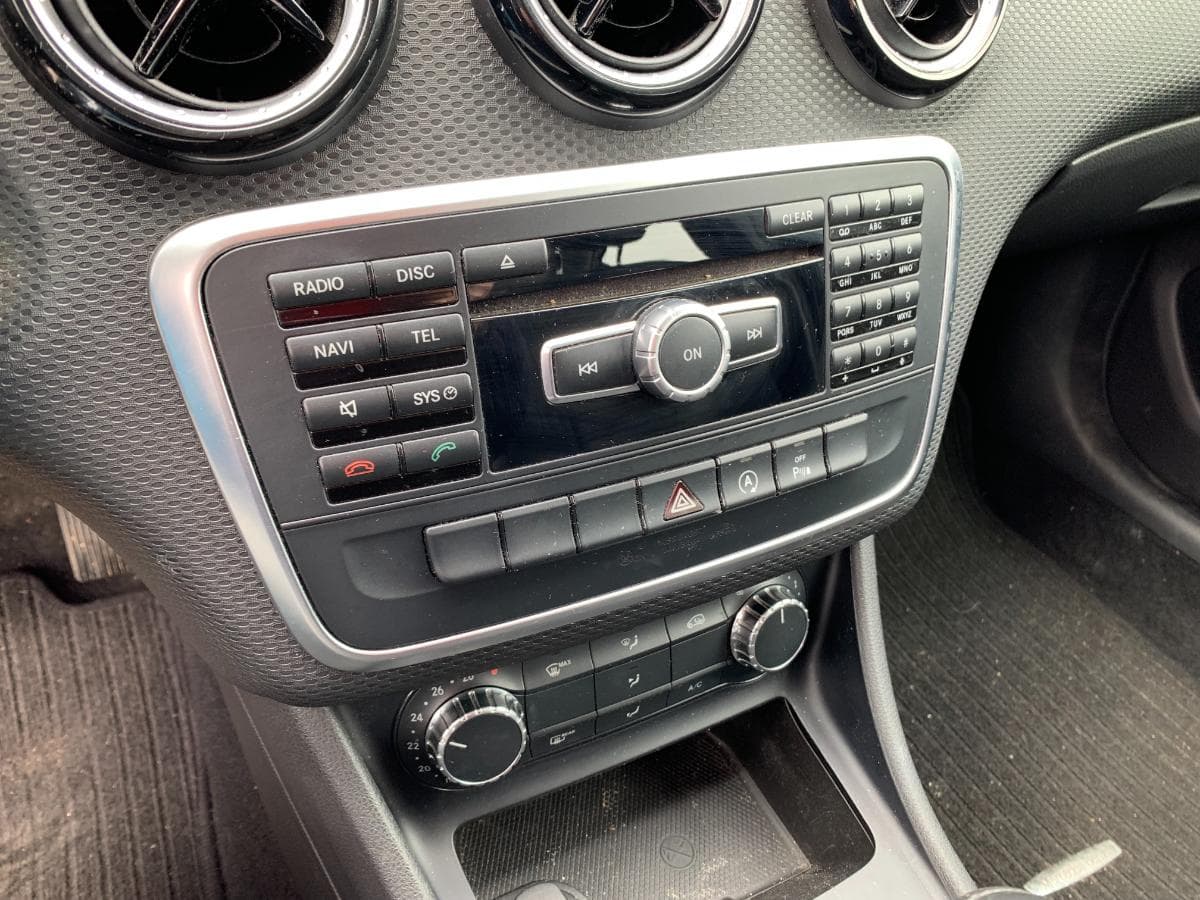 Mercedes-Benz A200 CDI · Ano 2014 — imagem 30