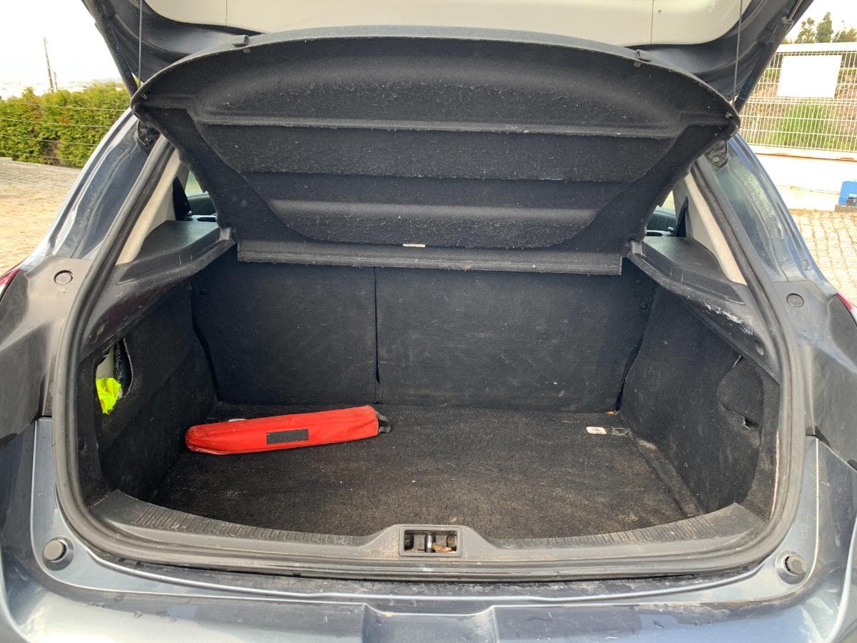Renault Mégane 1.5 DCI · Ano 2015 — imagem 10