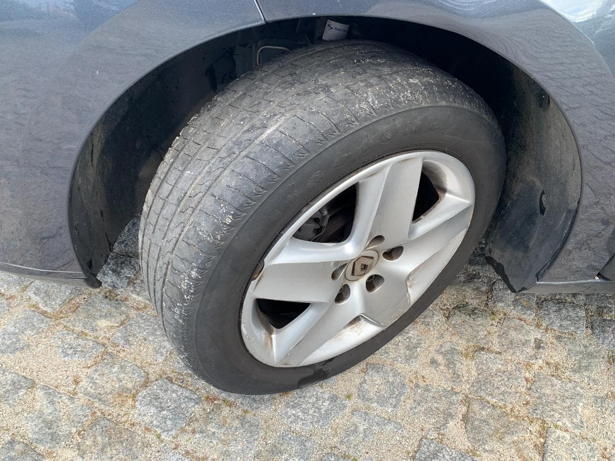 Renault Mégane 1.5 DCI · Ano 2015 — imagem 18