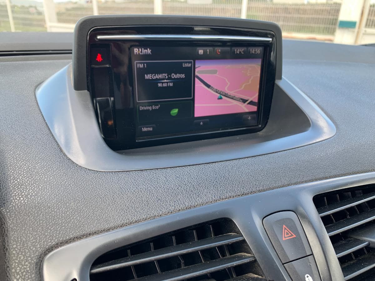 Renault Mégane 1.5 DCI · Ano 2015 — imagem 21