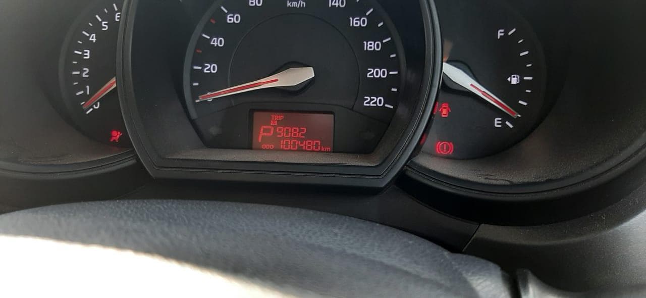 Kia Rio 1.4 · — imagem 3