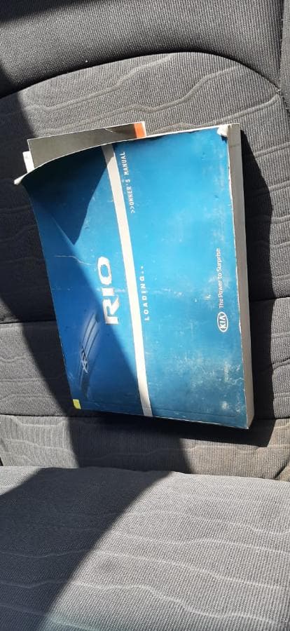 Kia Rio 1.4 · — imagem 9