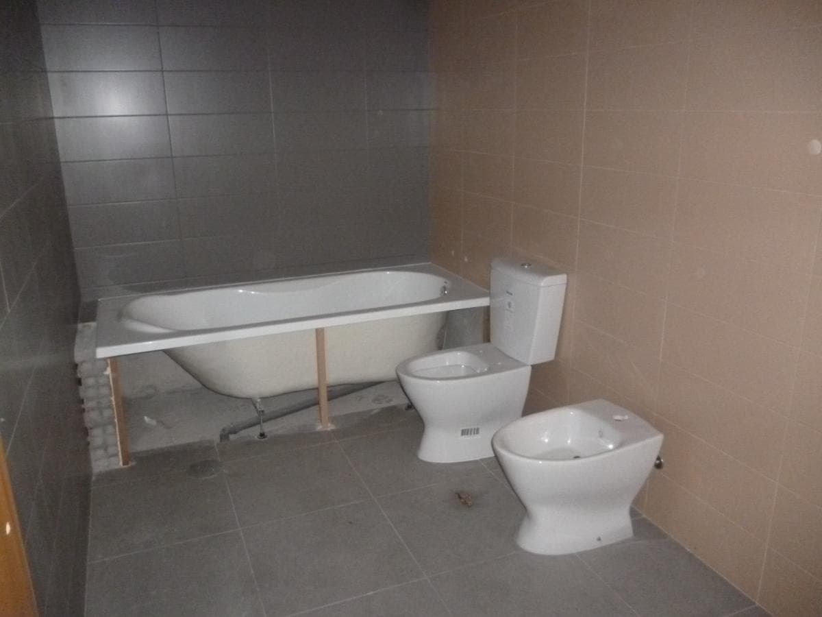 Apartamento T3 com Garagem · Vila Verde — image 18