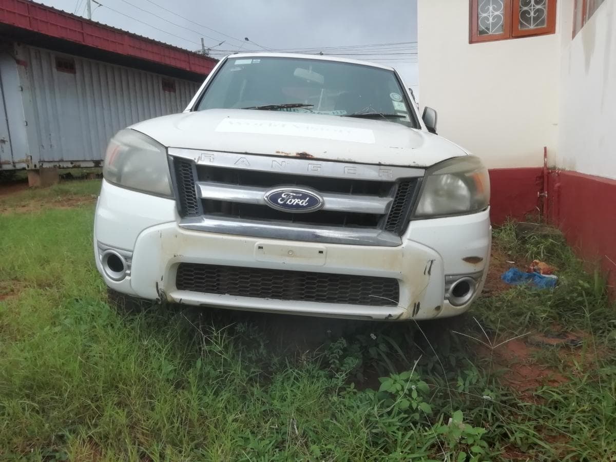 Ford Ranger XLT 2.5TD · — imagem 13