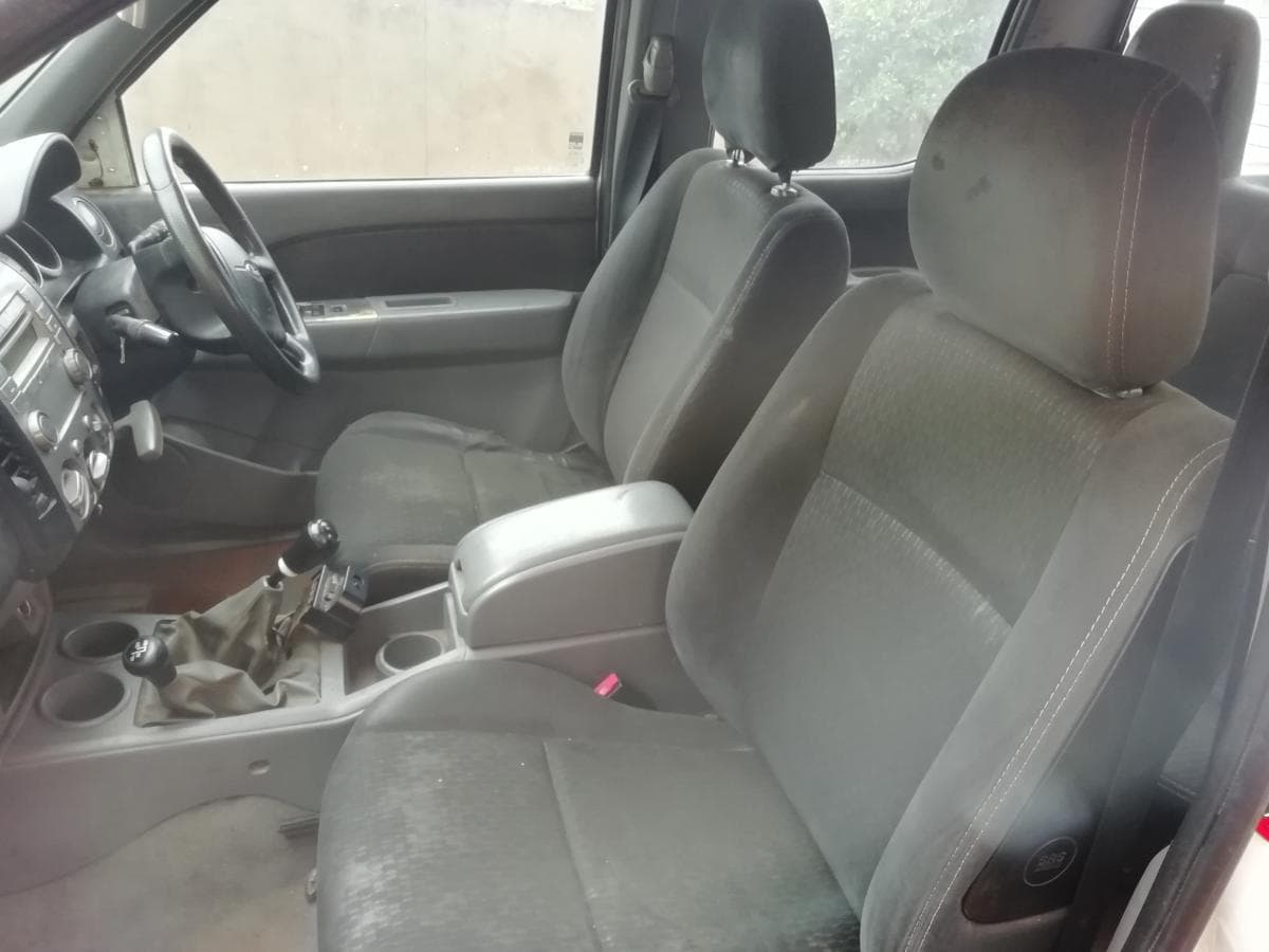Ford Ranger XLT 2.5TD · — imagem 14
