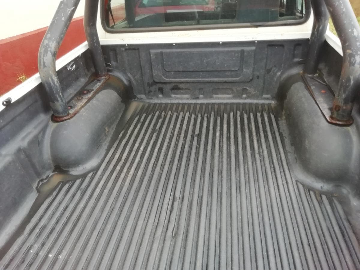 Ford Ranger XLT 2.5TD · — imagem 21