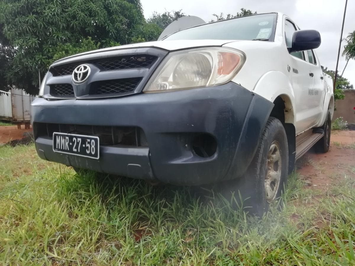 Toyota Hilux · — imagen 1