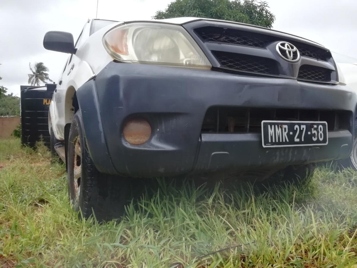 Toyota Hilux · — imagen 2