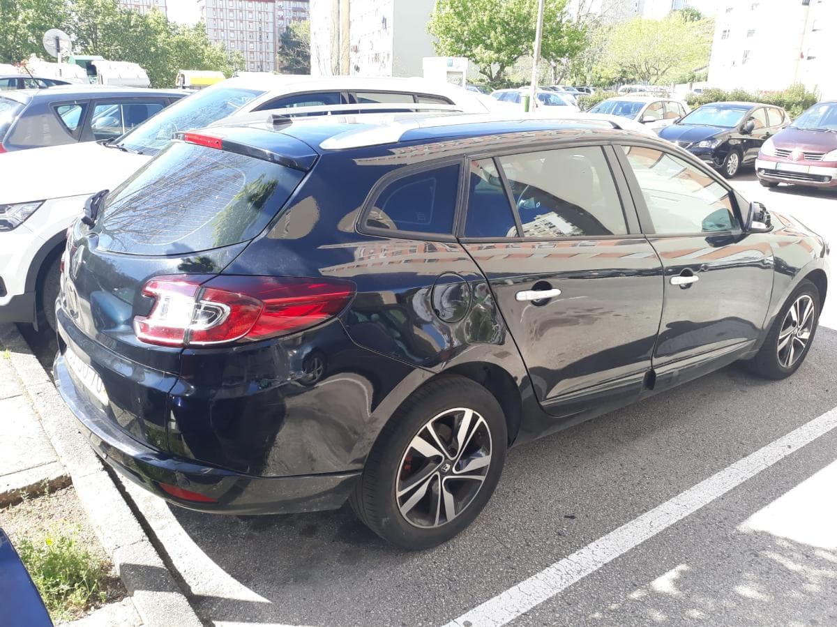 Renault Mégane 1.5 · Ano 2014 — imagem 4