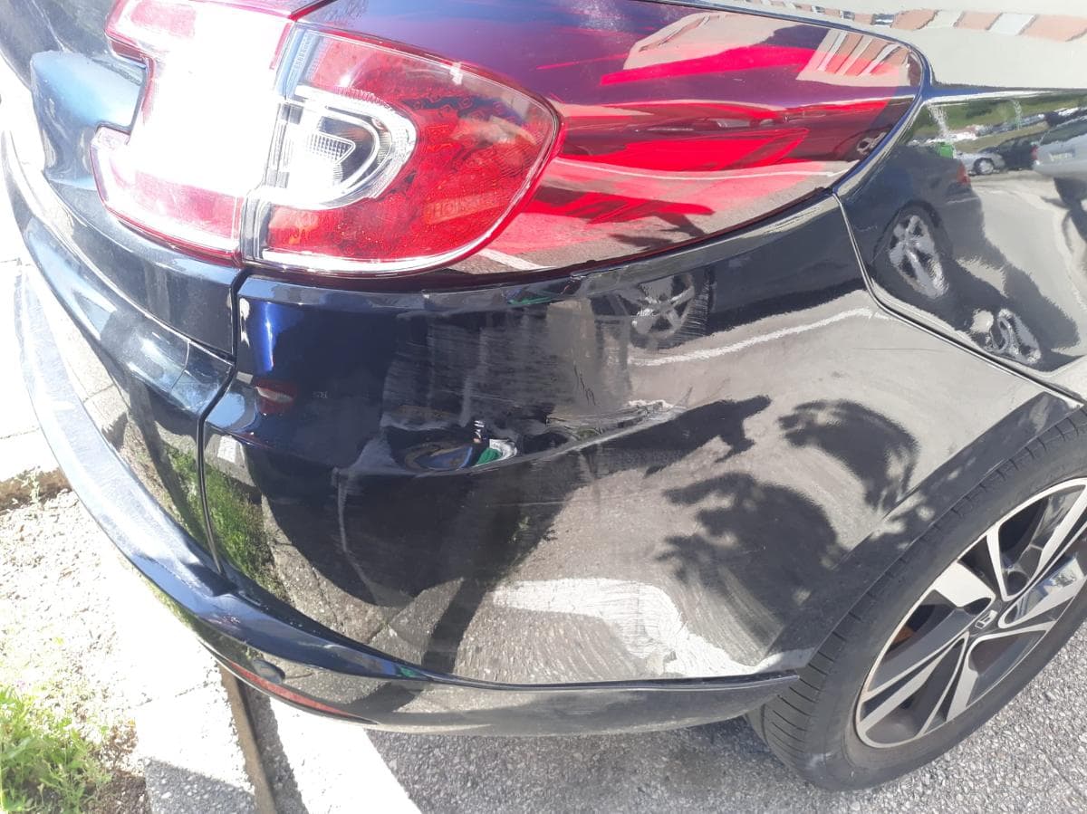 Renault Mégane 1.5 · Ano 2014 — imagem 7