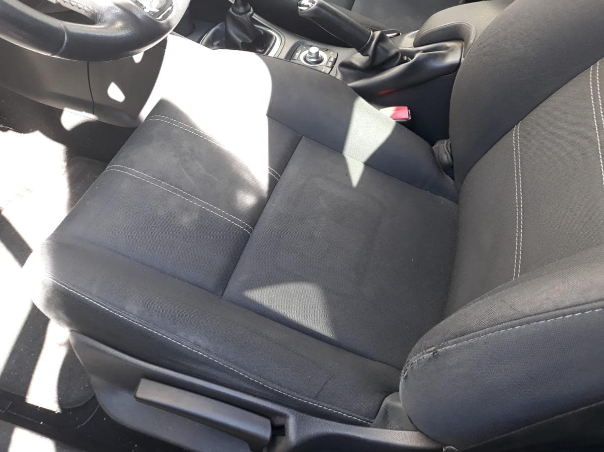 Renault Mégane 1.5 · Ano 2014 — imagem 28