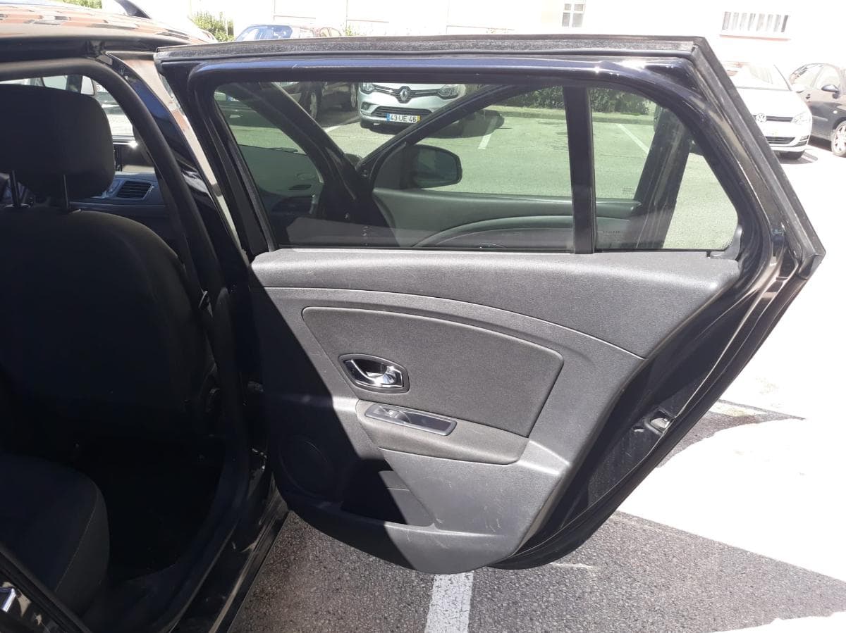 Renault Mégane 1.5 · Ano 2014 — imagem 29