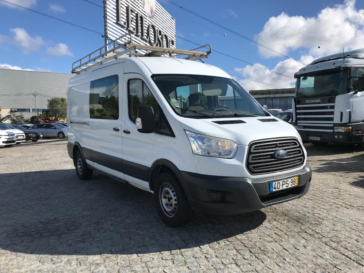 Ford Transit 2.2TDCI · Ano 2015 — imagem 1