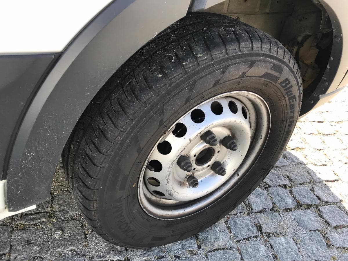 Ford Transit 2.2TDCI · Ano 2015 — imagem 12
