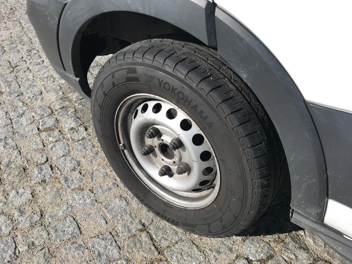 Ford Transit 2.2TDCI · Ano 2015 — imagem 13