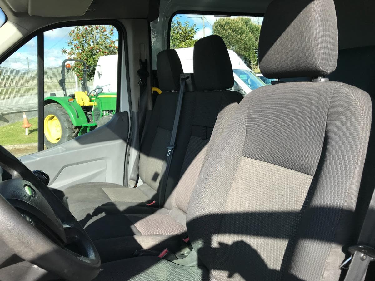 Ford Transit 2.2TDCI · Ano 2015 — imagem 17