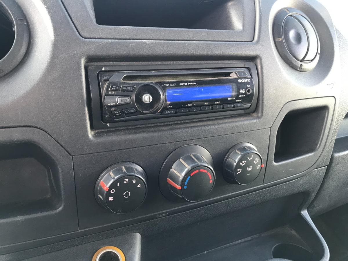 Renault Master 2.3DCI · Ano 2011 — imagem 22