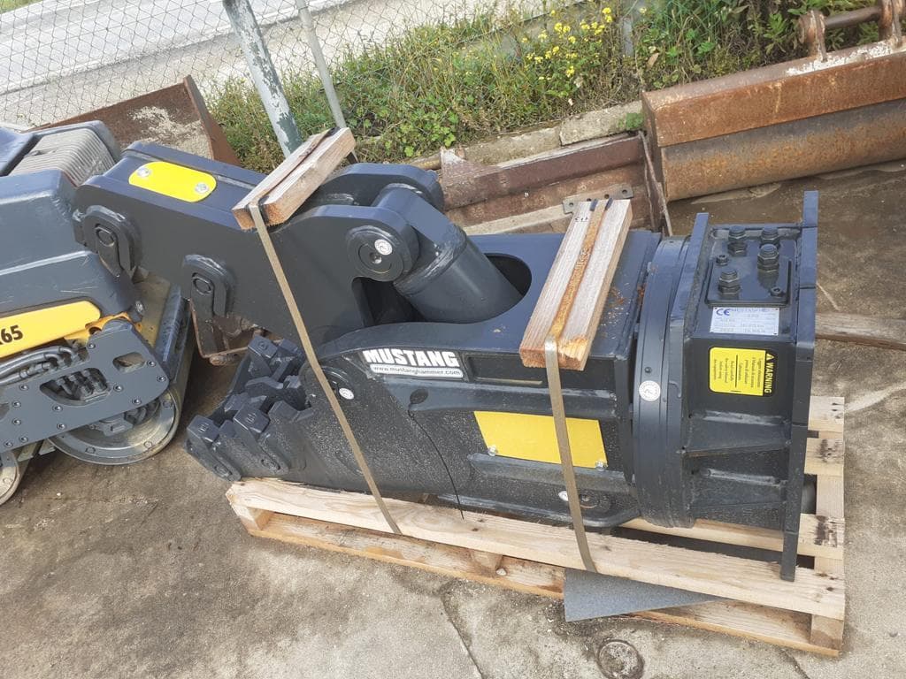 Tesoura Demolição Mustang RH 05