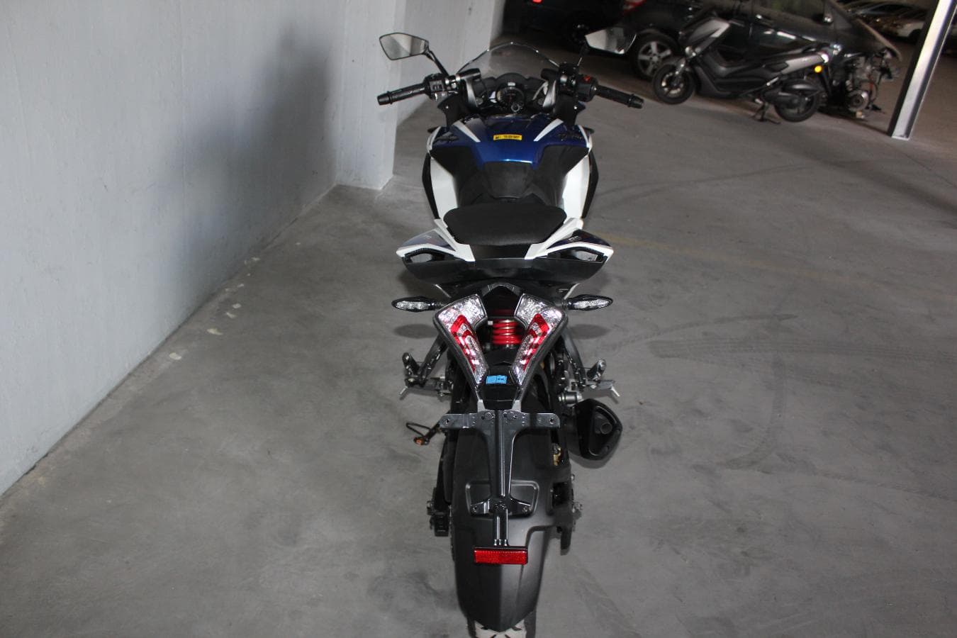 Bajaj Pulsar RS200 — imagen 9
